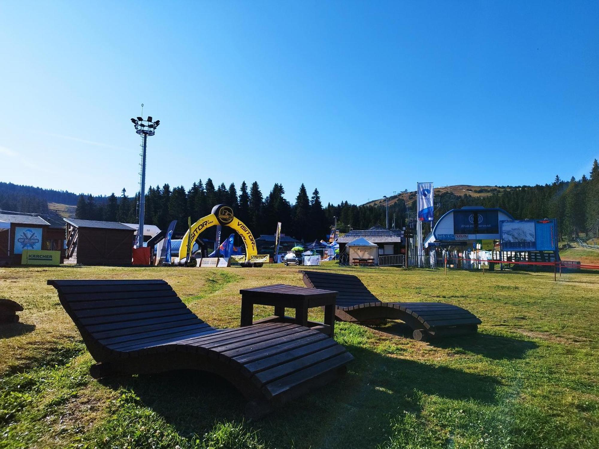 Apartment Maja Konaci Kopaonik Exteriör bild